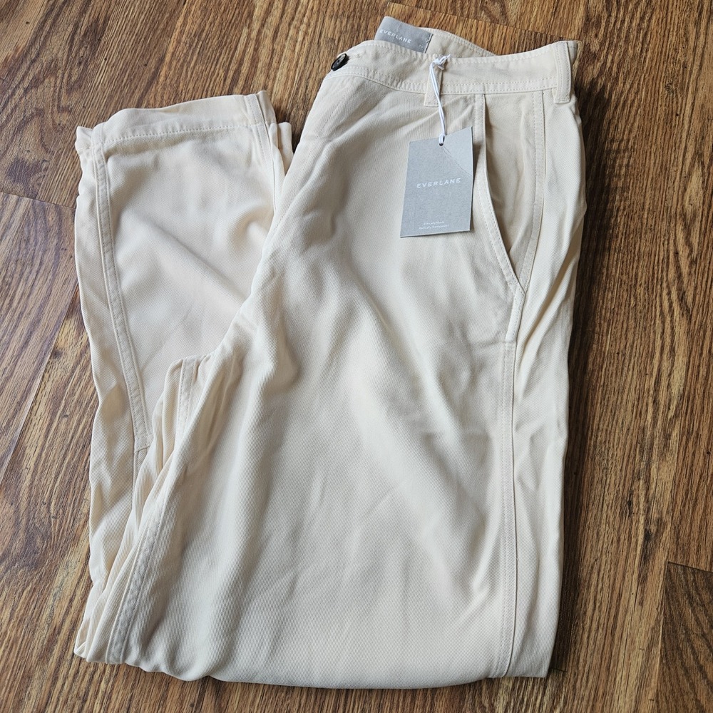 Everlane The Relaxed Chino Pants Offwhite Beige Tencel Size 10 Super Soft